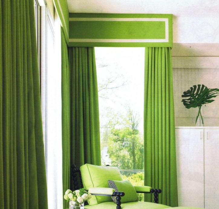 Какие шторы подойдут к зеленым обоям