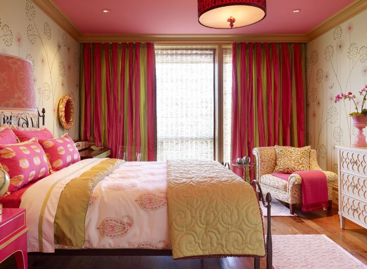 двухцветные шторы для спальни