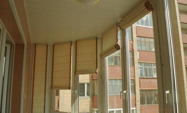 деревянные шторы на балконные окна
