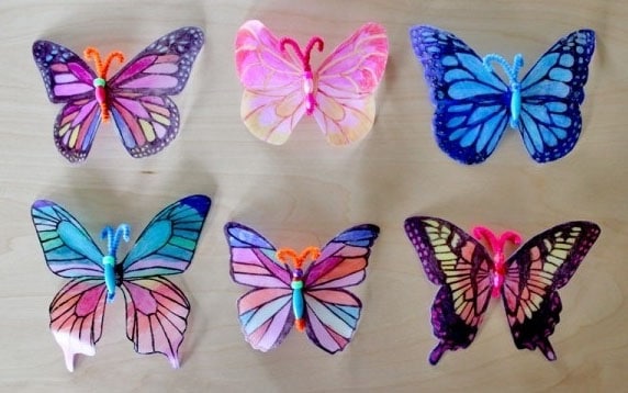 Бабочки из пластика